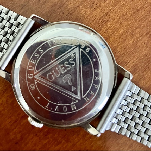 GUESS WRISTWATCH W/XTRA LONG SWEEP HAND 1996 STAINLESS ADJUSTABLE MESH BAND - Picture 3 of 11